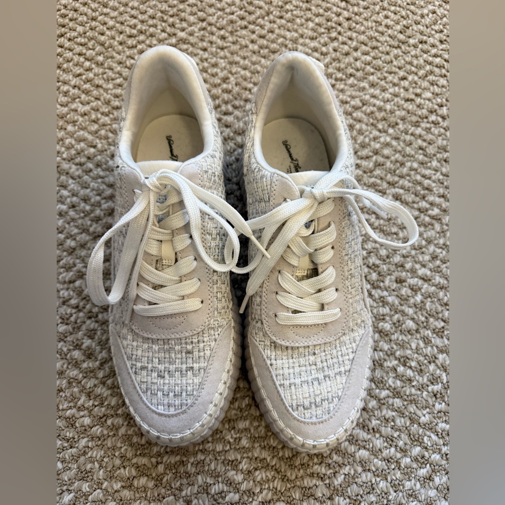 Universal Thread Sneakers